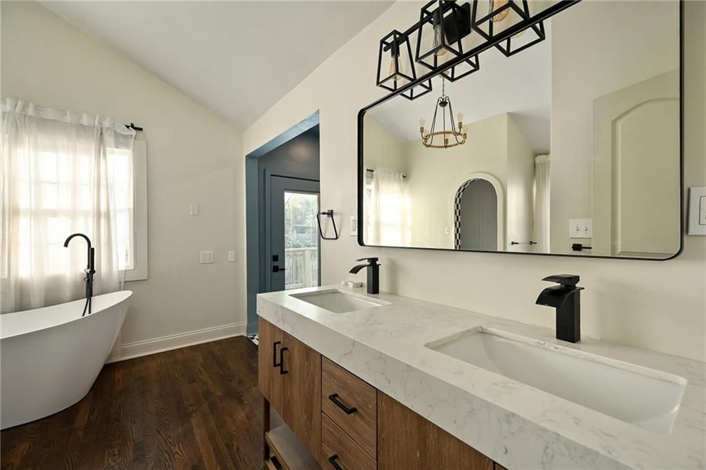 5604 Lamar Avenue — photo 20