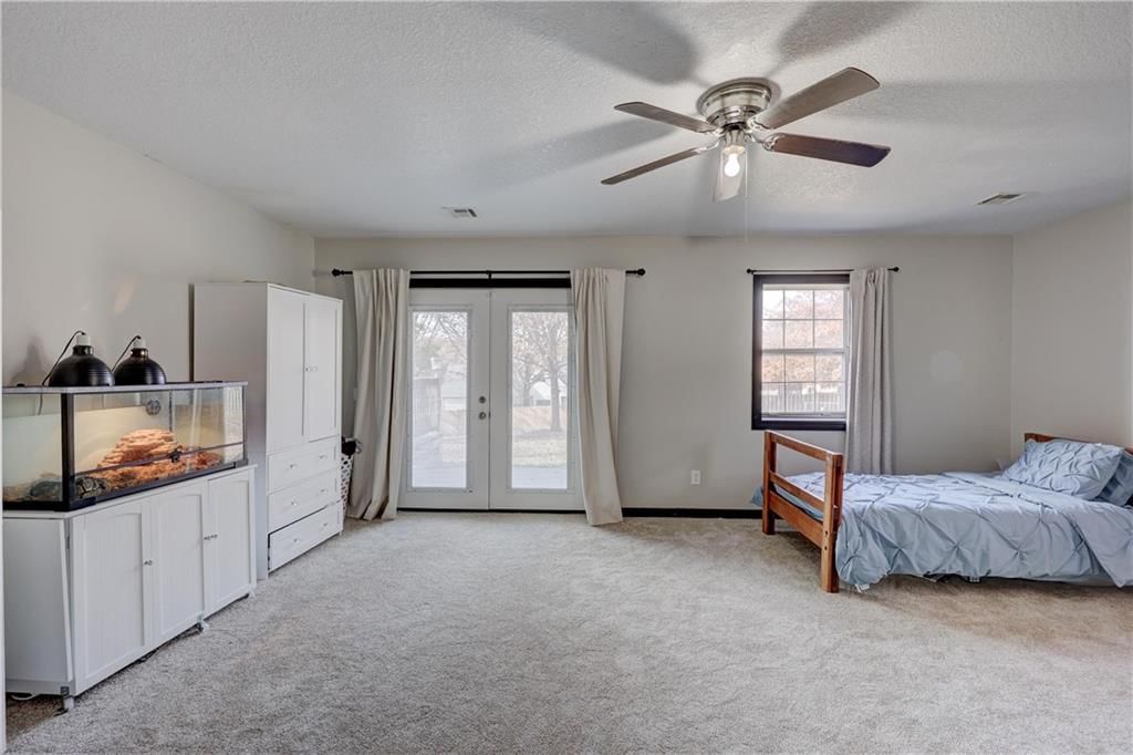 2902 N Michigan Avenue — photo 17