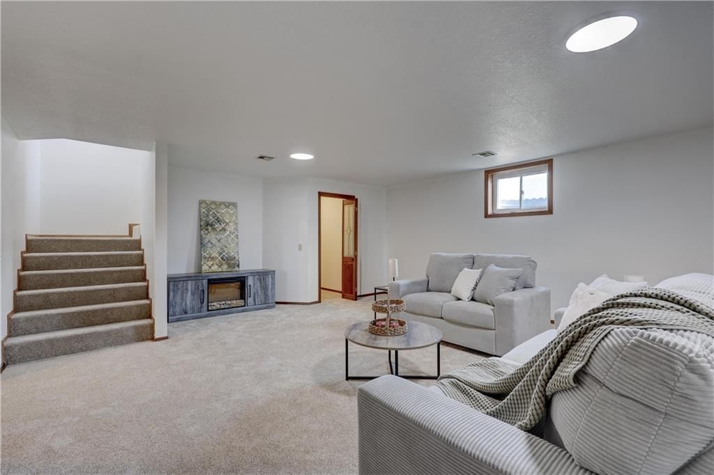 2902 N Michigan Avenue — photo 31