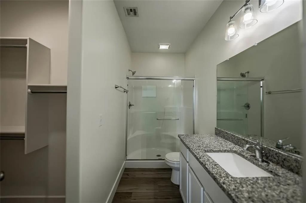 5746 E Bristol Street — photo 6