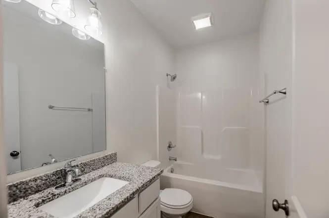 5746 E Bristol Street — photo 8