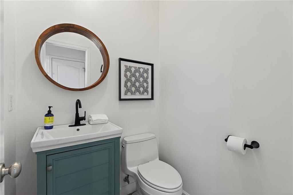 1103 NW Hickory Court — photo 18