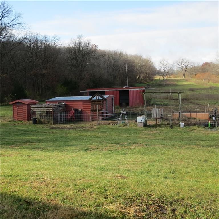 8019 NW Sale Barn Road — photo 31