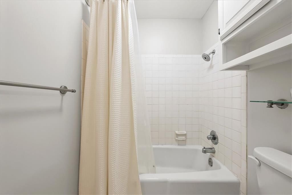 4545 WORNALL Road — photo 16