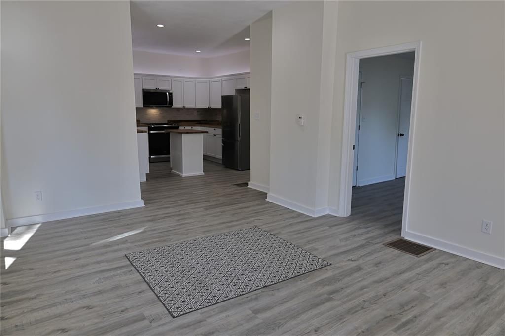 1201 Powell Street — photo 16