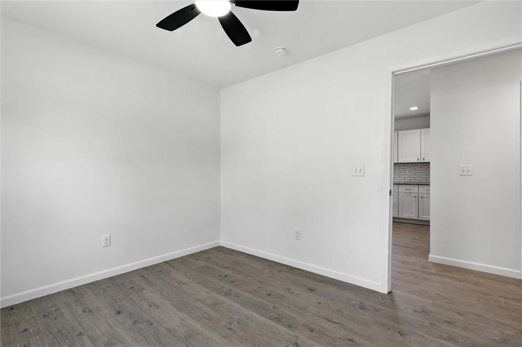 105 N Campbell Street — photo 17