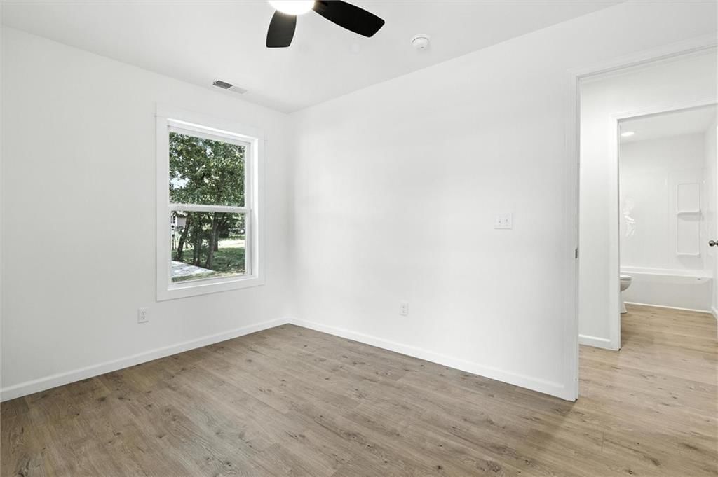 105 N Campbell Street — photo 21