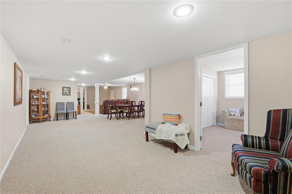 22618 Cole Court — photo 34