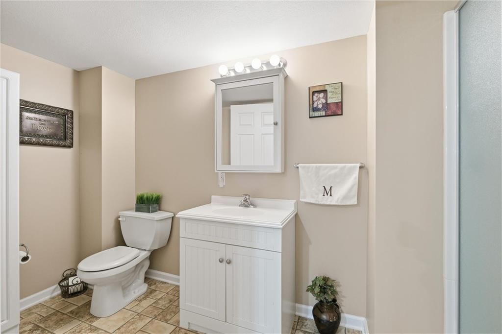 22618 Cole Court — photo 42