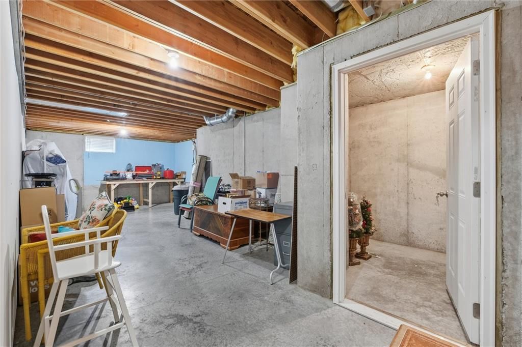 22618 Cole Court — photo 44