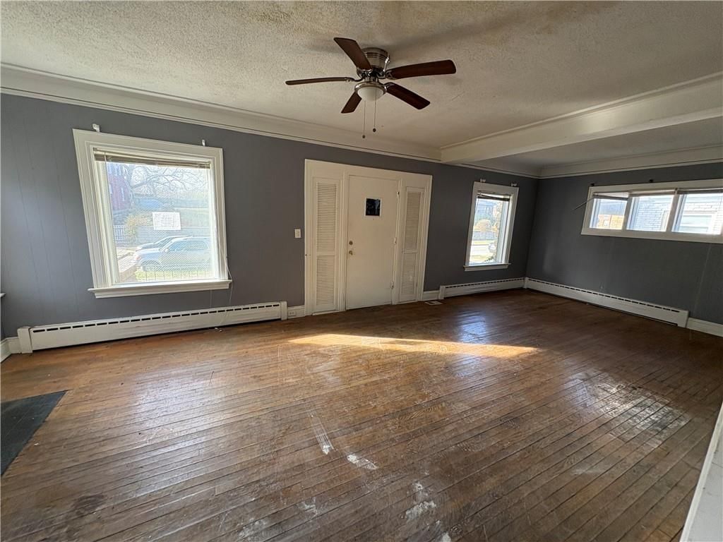 3235 Garfield Avenue — photo 7
