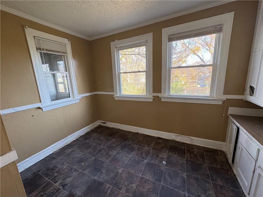 3235 Garfield Avenue — photo 11