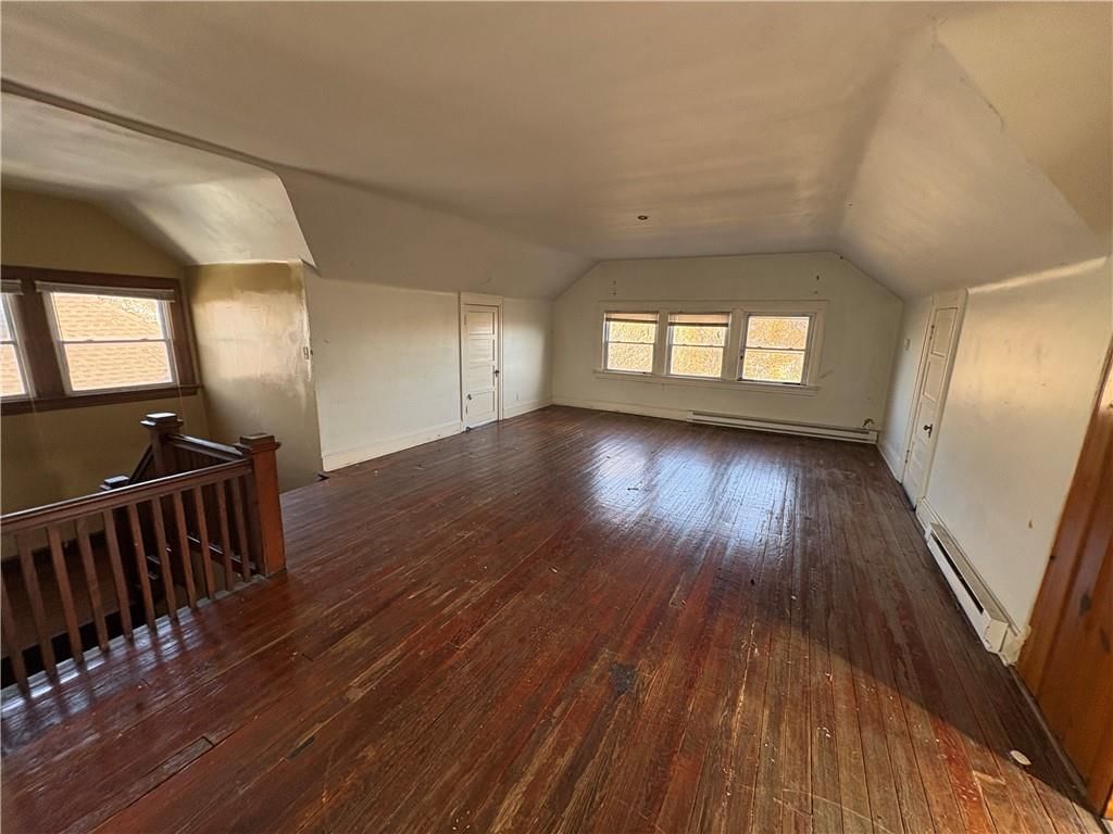 3235 Garfield Avenue — photo 20