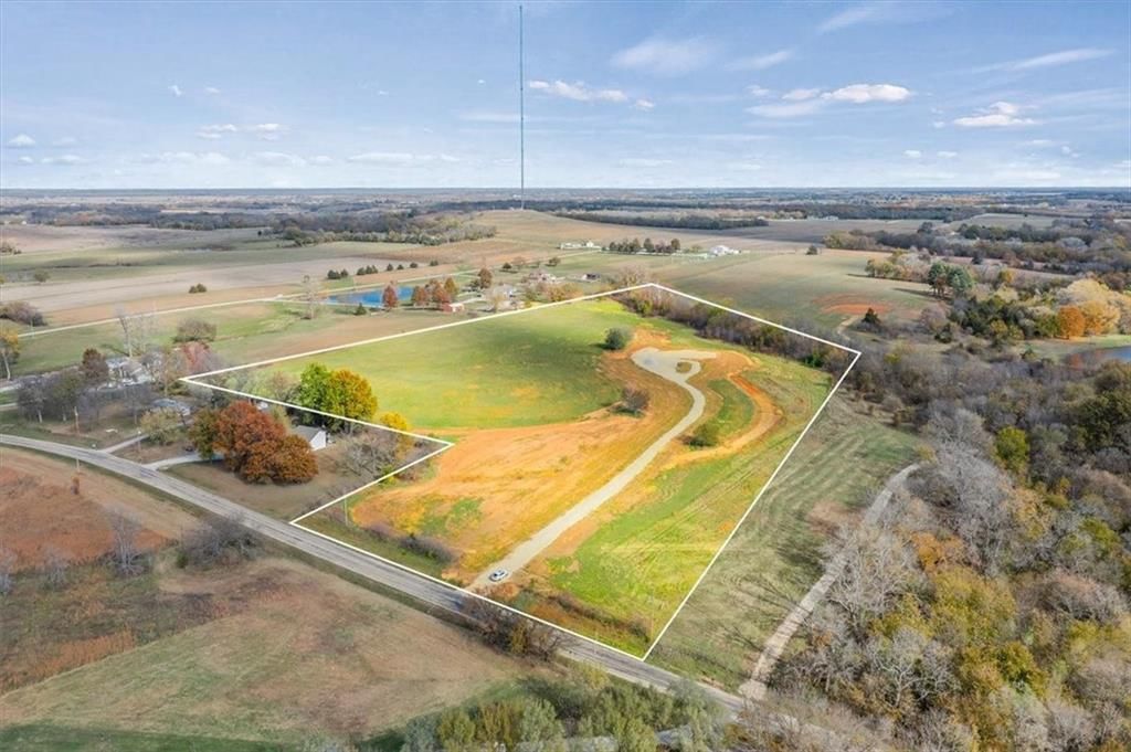 20 Acres M/L E 1700 Road — photo 1