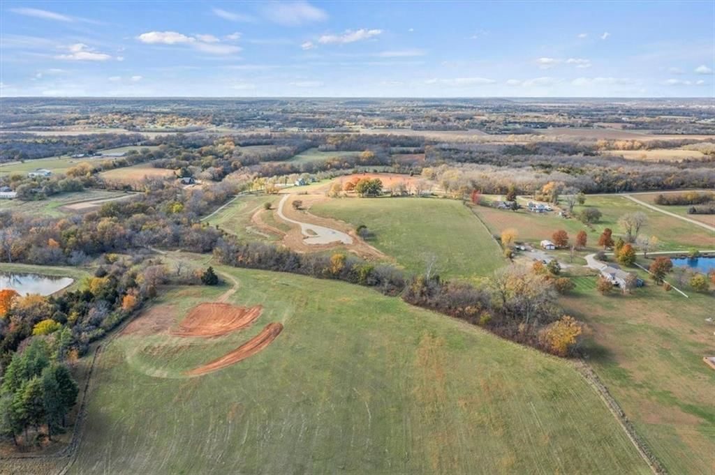 20 Acres M/L E 1700 Road — photo 4