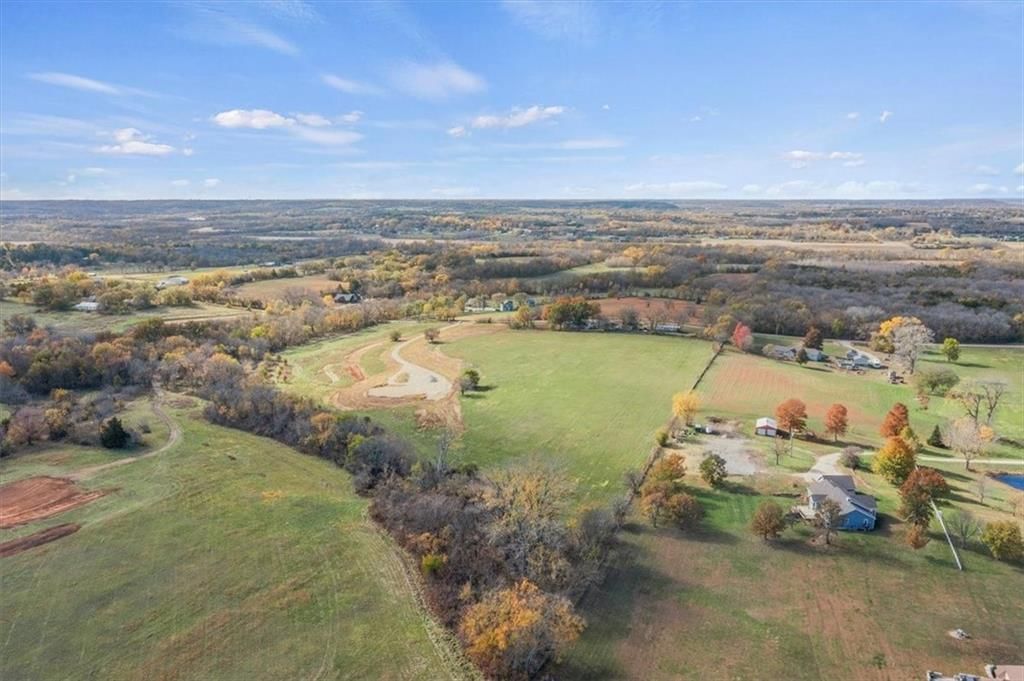 20 Acres M/L E 1700 Road — photo 5