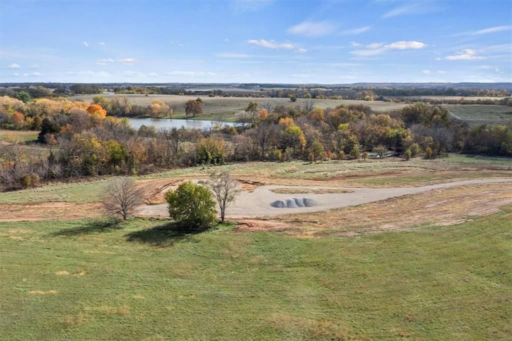 20 Acres M/L E 1700 Road — photo 8