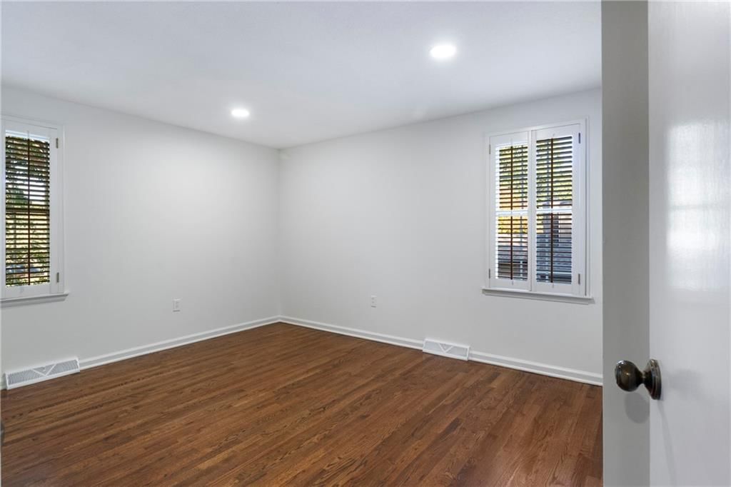 9604 W 106th Street — photo 27