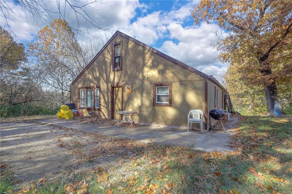 7444 Barnes Drive — photo 3