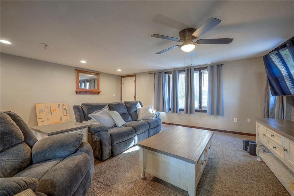 7444 Barnes Drive — photo 9