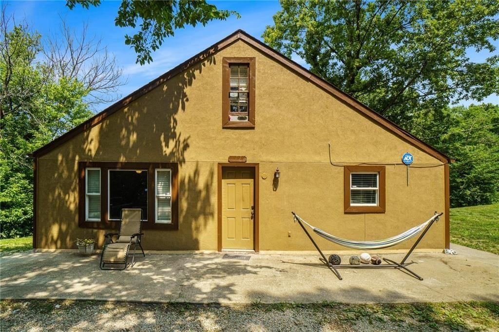 7444 Barnes Drive — photo 25