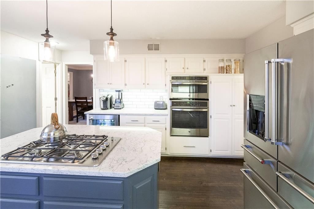 9732 W 115th Street — photo 16