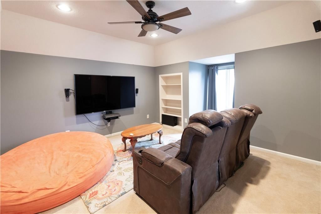 9732 W 115th Street — photo 38