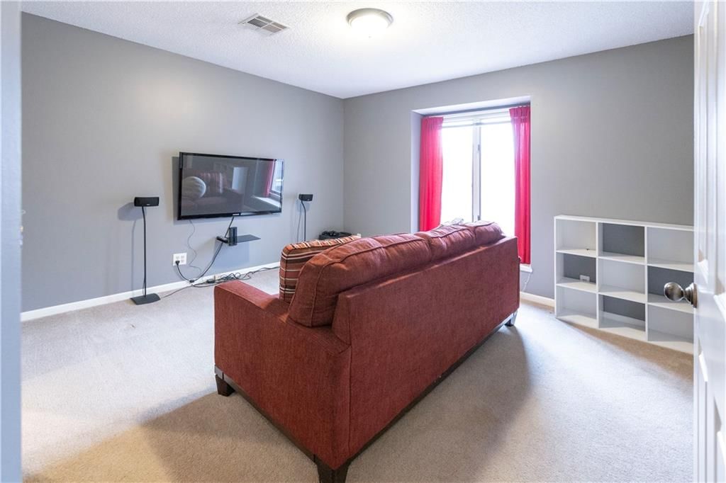 9732 W 115th Street — photo 40
