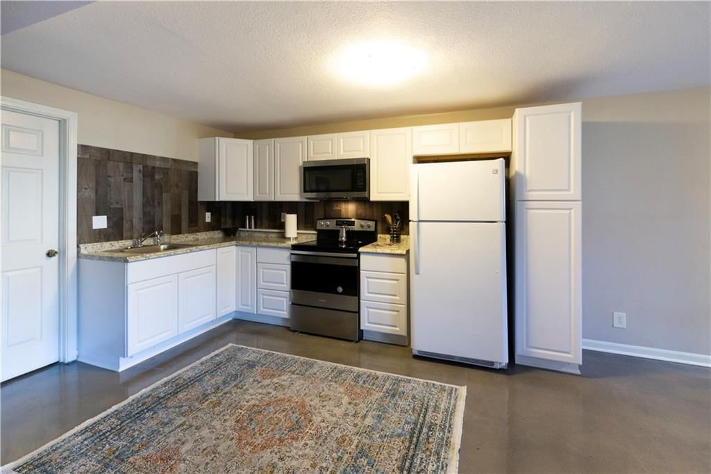 9732 W 115th Street — photo 44