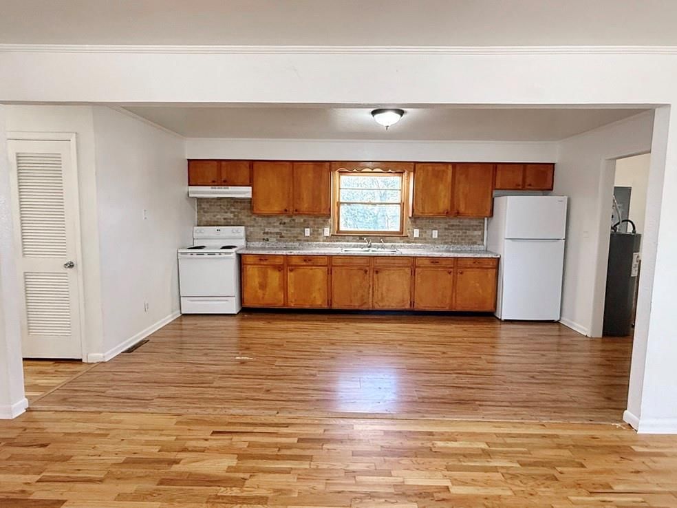 1013 N West Street — photo 7
