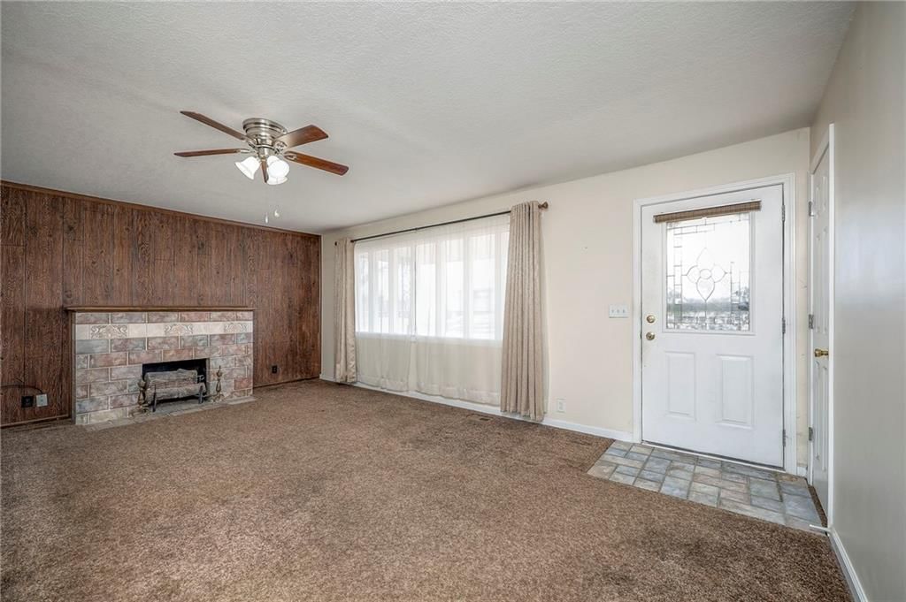 722 S 74th Terrace — photo 5