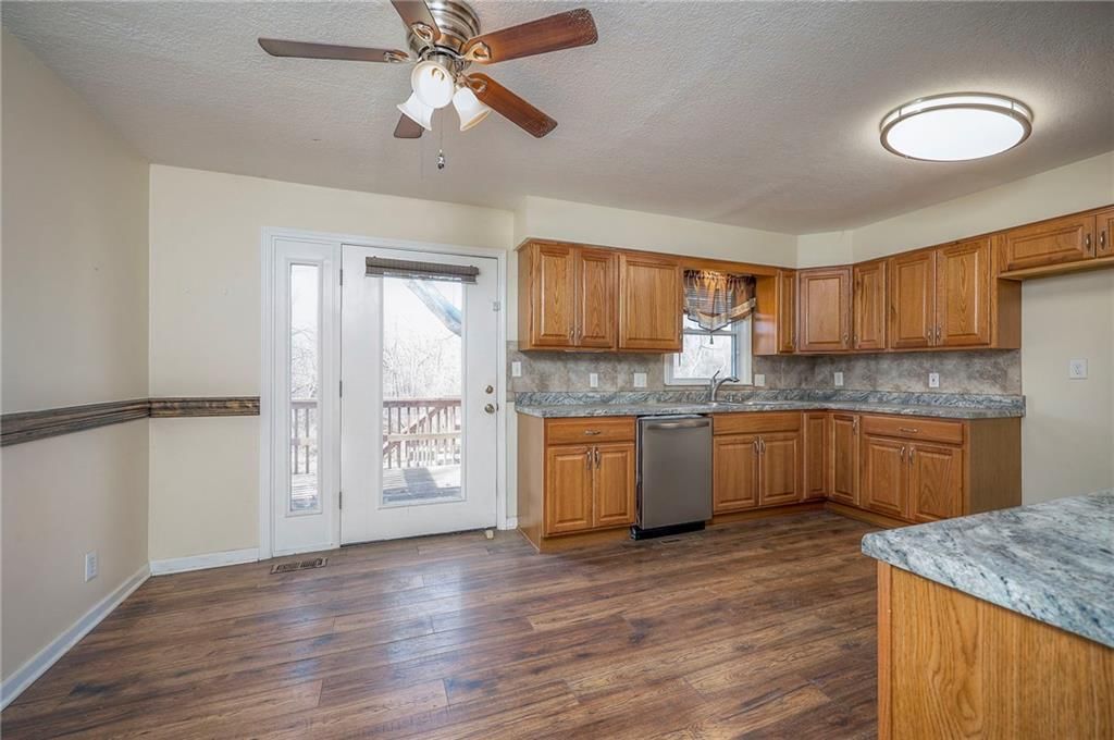722 S 74th Terrace — photo 19