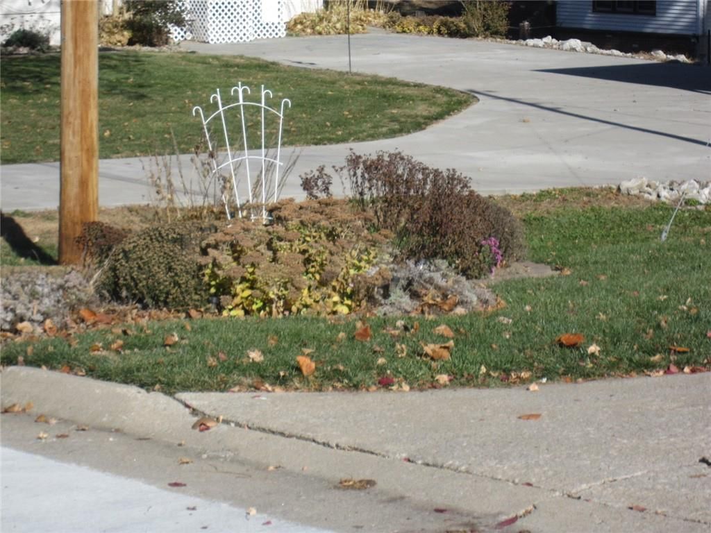 2105 Chambers Avenue — photo 5