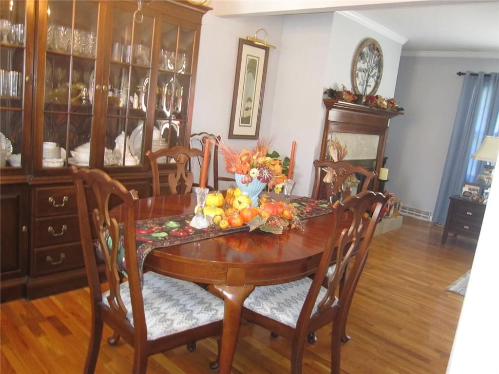 2105 Chambers Avenue — photo 16