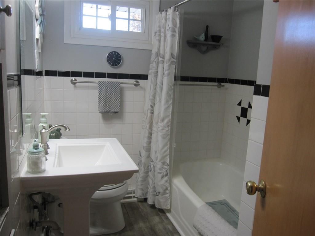 2105 Chambers Avenue — photo 24