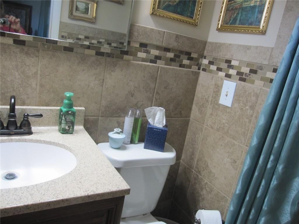 2105 Chambers Avenue — photo 27