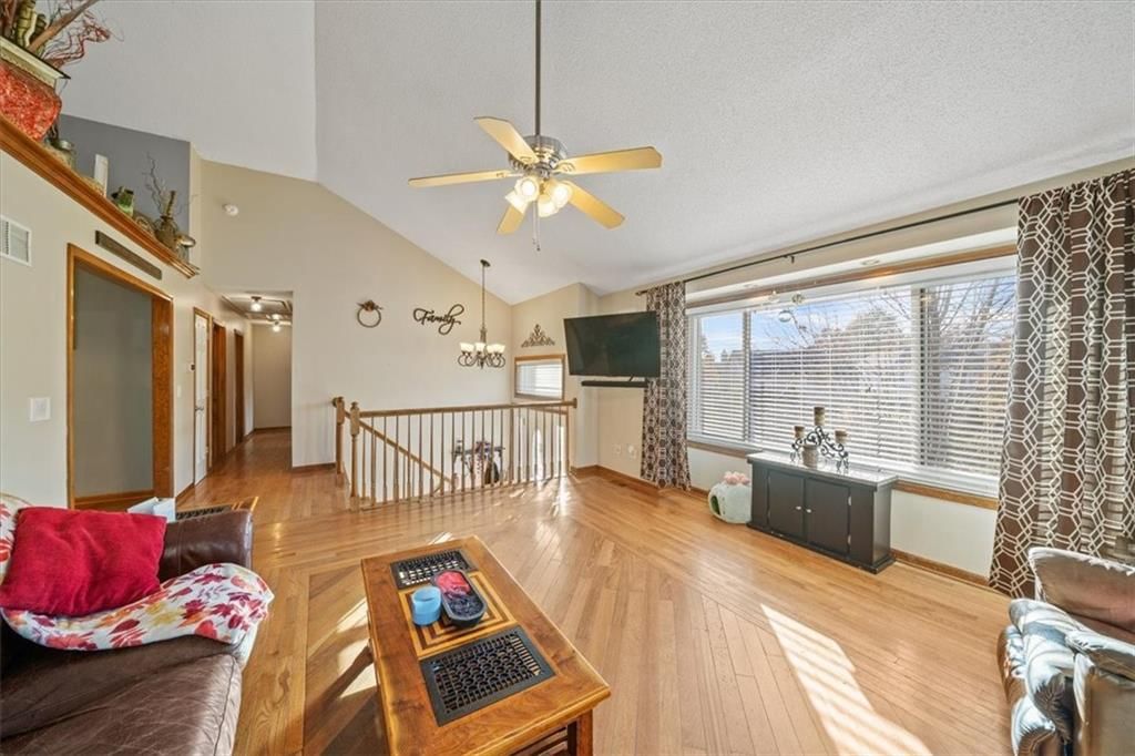 125 SW Tess Drive — photo 6