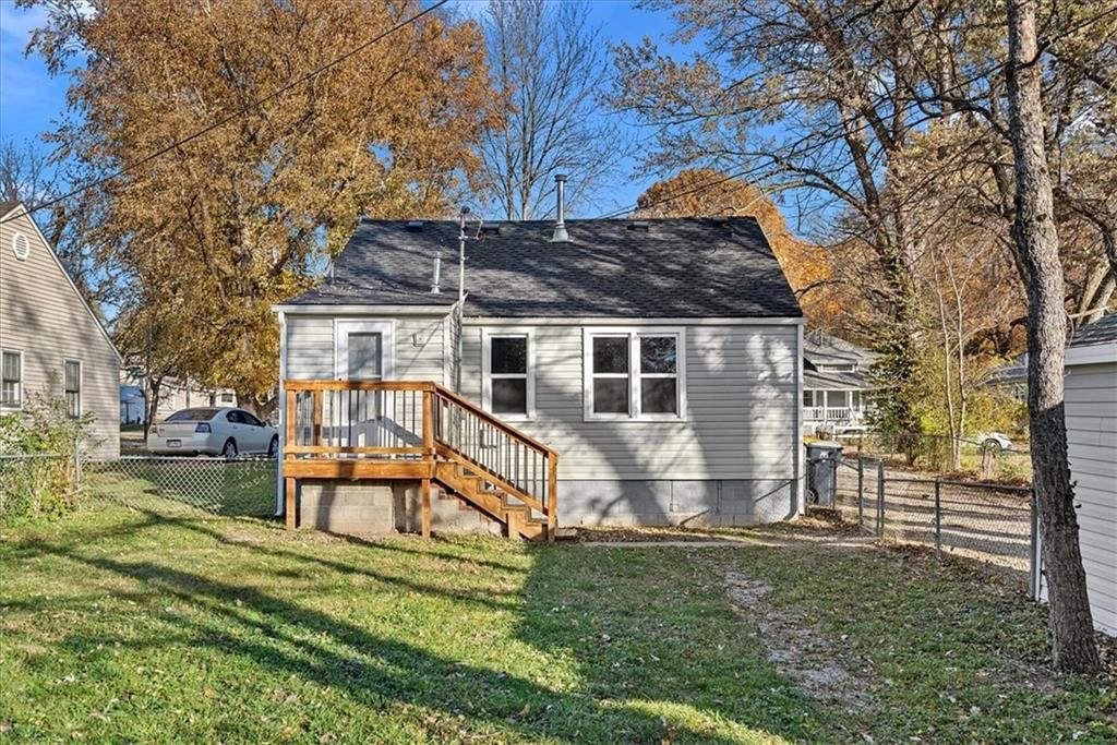 3830 N Jackson Avenue — photo 21