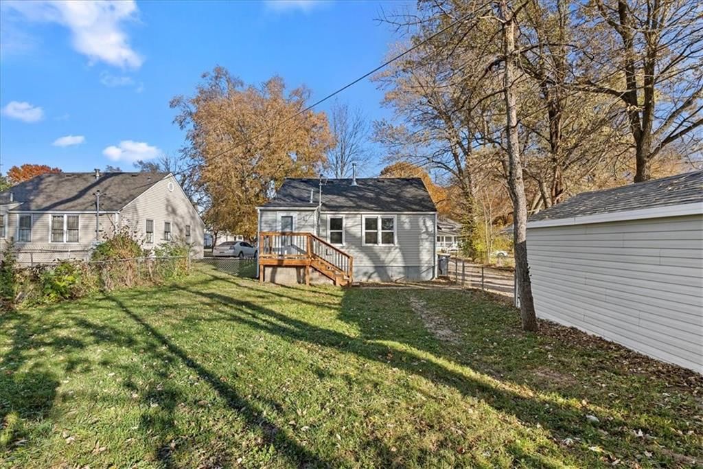 3830 N Jackson Avenue — photo 22