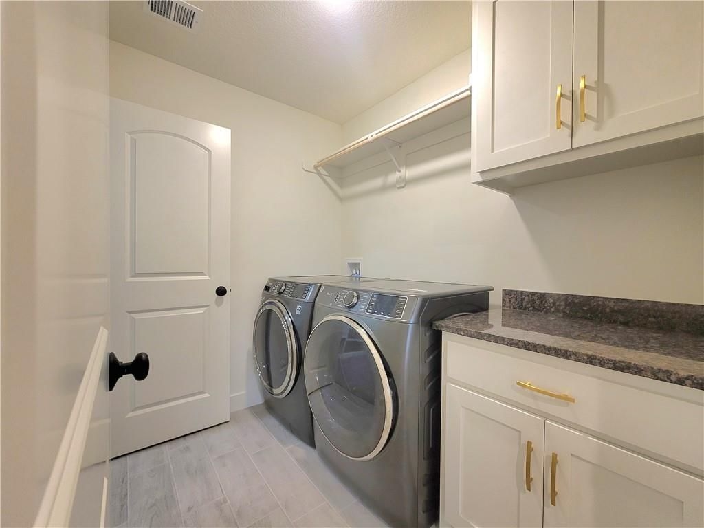 18220 Century Street — photo 27