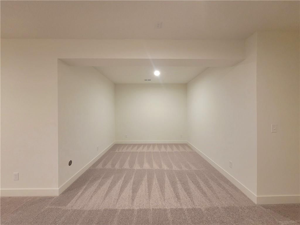 18220 Century Street — photo 41