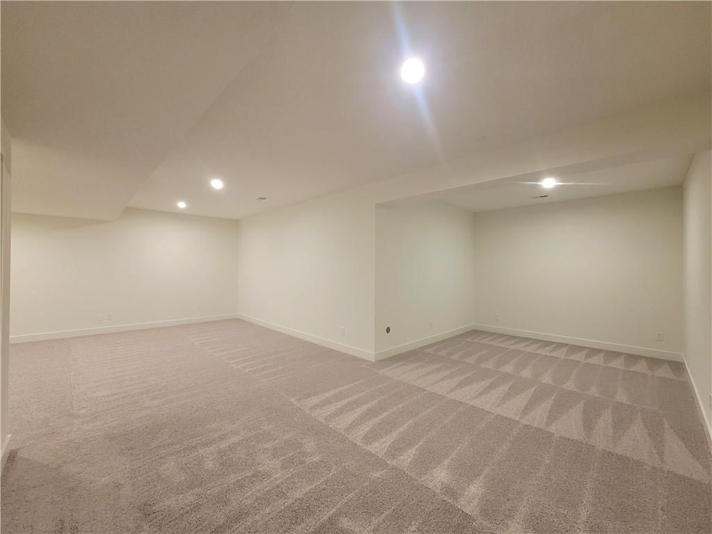 18220 Century Street — photo 42
