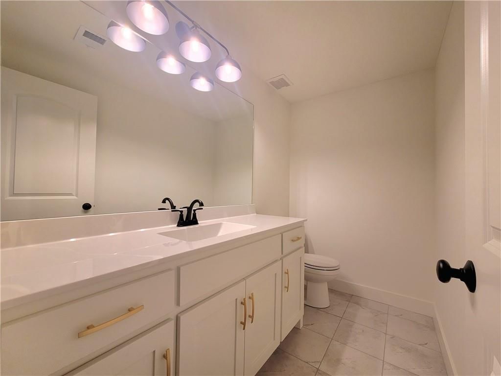 18220 Century Street — photo 44