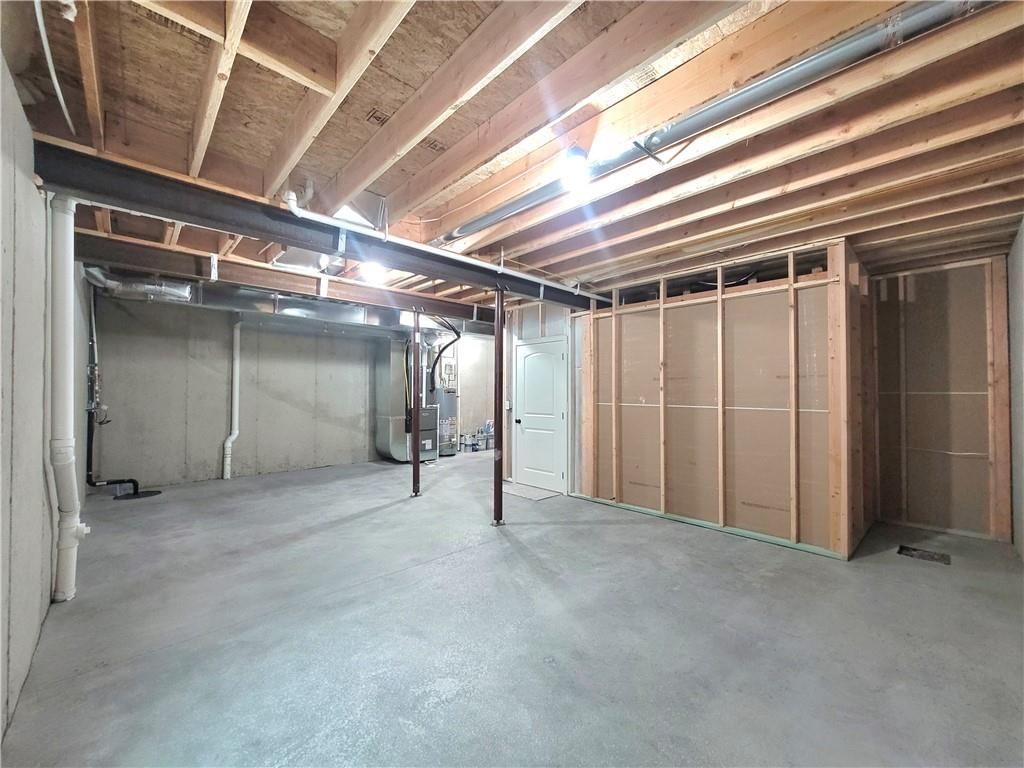 18220 Century Street — photo 46
