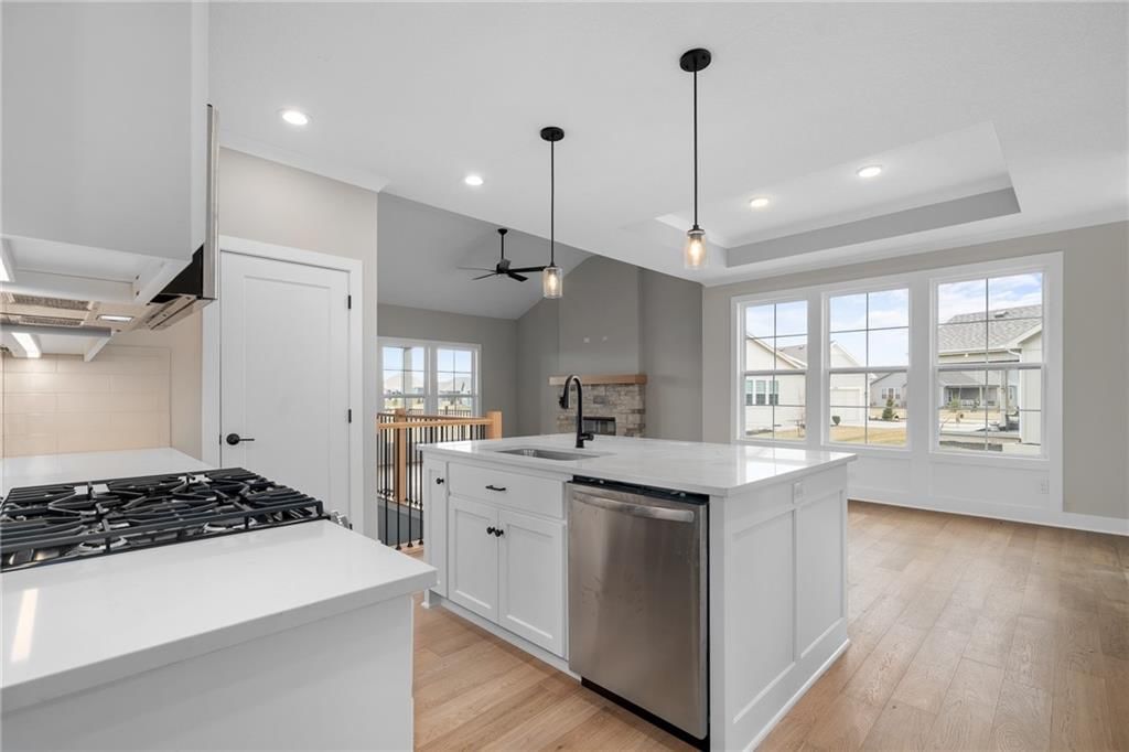 8213 Aurora Street — photo 10