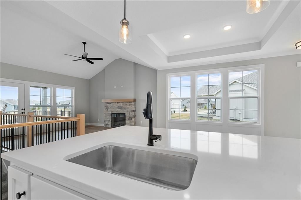 8213 Aurora Street — photo 11