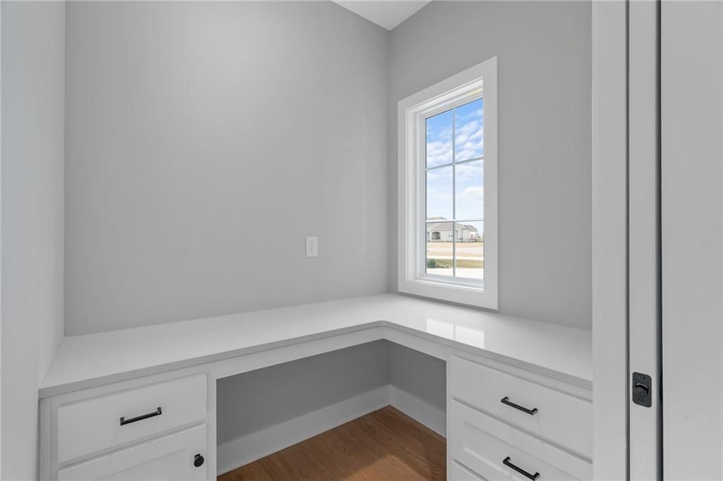 8213 Aurora Street — photo 24