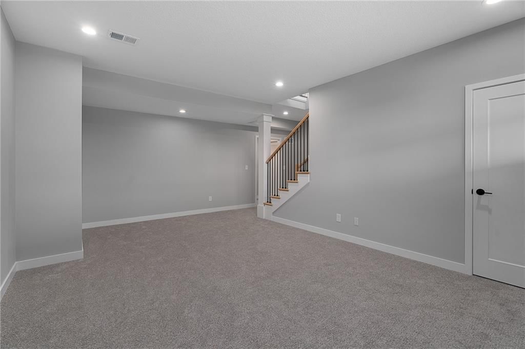 8213 Aurora Street — photo 28