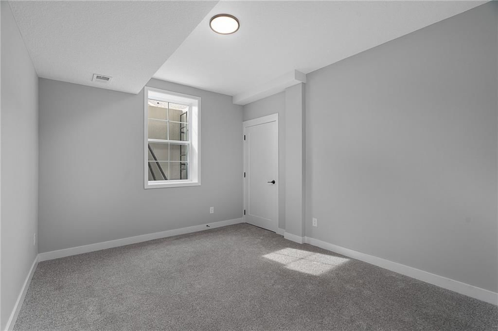 8213 Aurora Street — photo 29