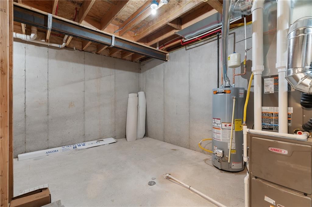 8213 Aurora Street — photo 34